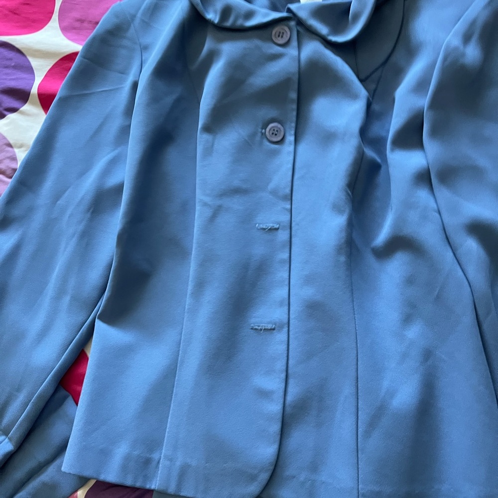 Women’s skirt suit